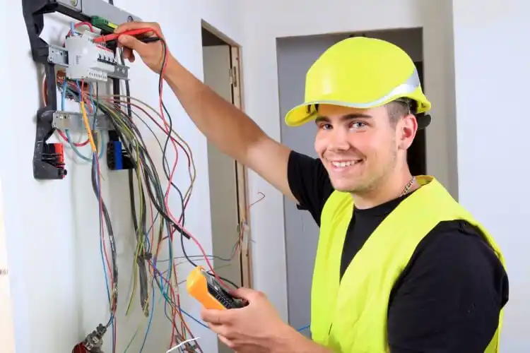 elektricien Boven-Leeuwen